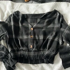 Black Plaid Long Sleeve Crop Top